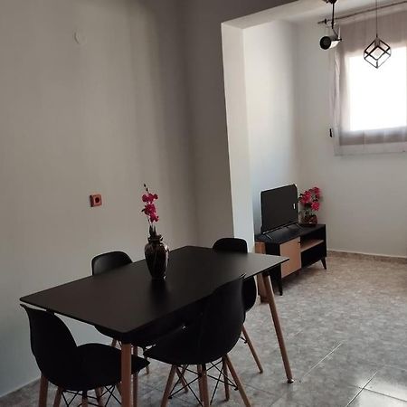 Familyhouse 1 Lejlighed Chios Town Eksteriør billede